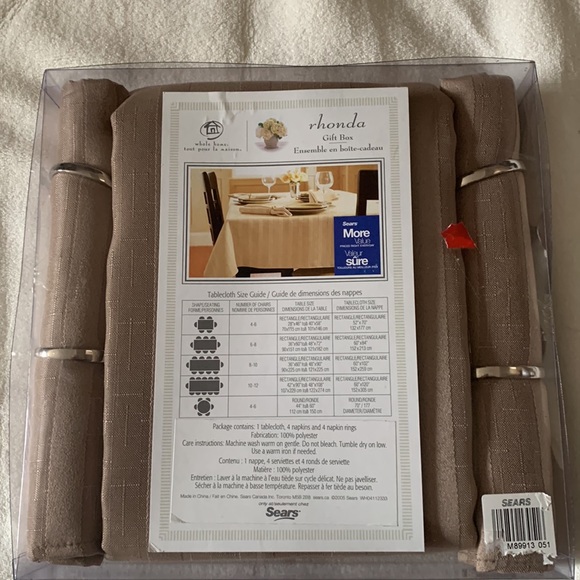 NWT taupe tablecloth and napkins - Picture 2 of 3